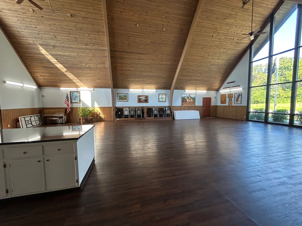 Upper Room Entry View